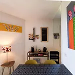 Loraldia - Appartement avec Piscine, Parking privé et Wifi