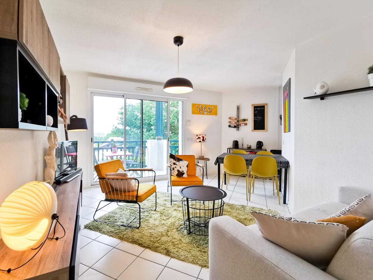 Loraldia - Avec Piscine, Parking Privé Et Wifi